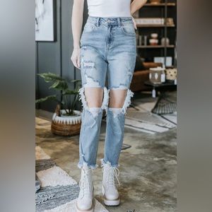 High Rise Distressed Cropped Straight Leg Jean